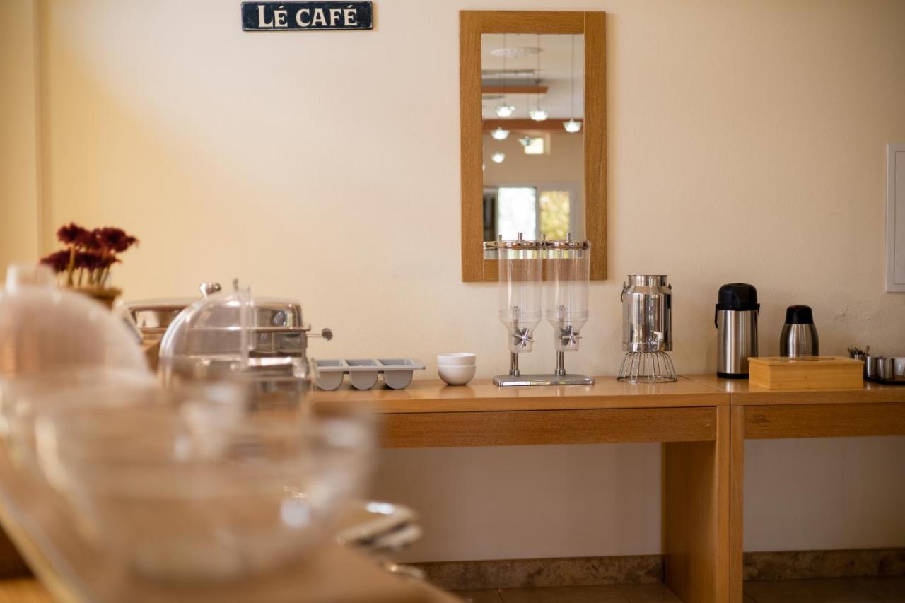 Chrisovalanto Hotel Sívota エクステリア 写真