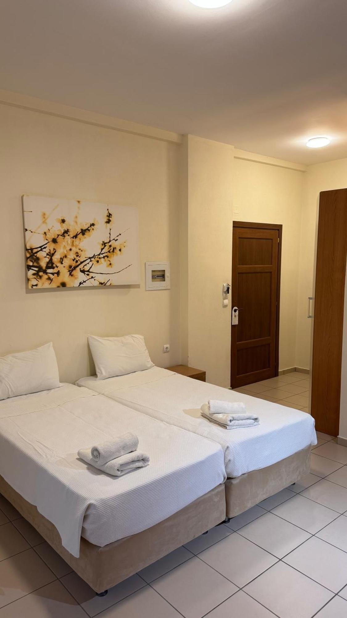 Chrisovalanto Hotel Sívota 部屋 写真