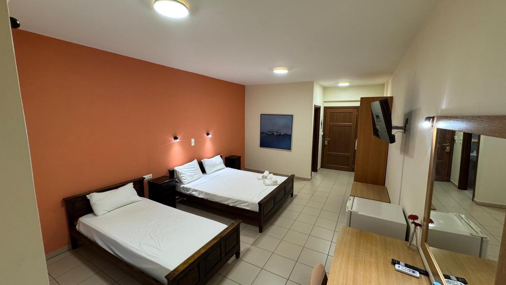 Chrisovalanto Hotel Sívota 部屋 写真