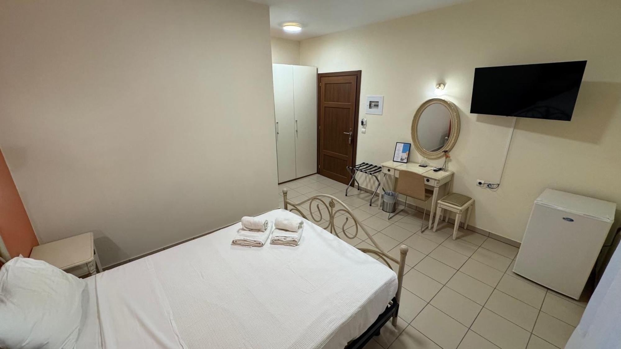 Chrisovalanto Hotel Sívota 部屋 写真